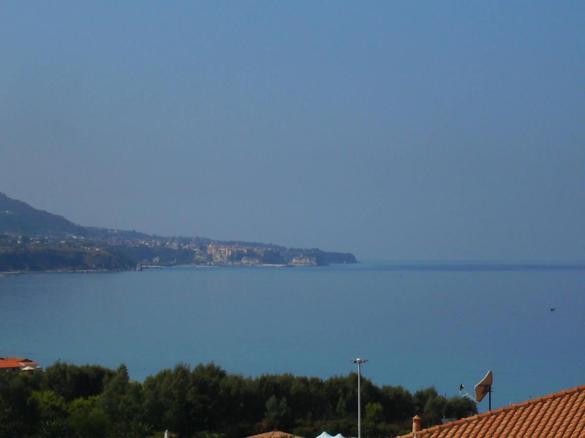 Residenza Marinella Aparthotel Zambrone Exterior foto